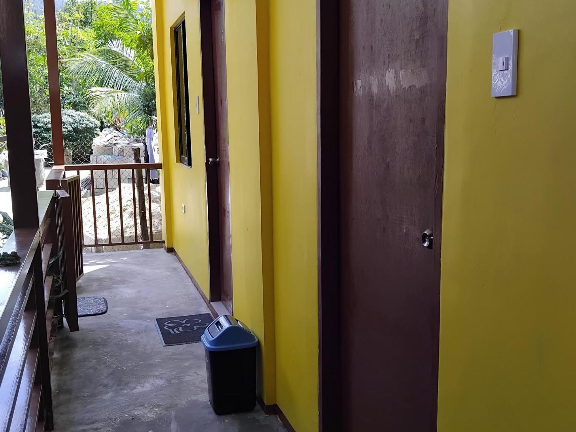 Francis Home Stay Port Barton Bonifacio Street San Vicente  Esterno foto