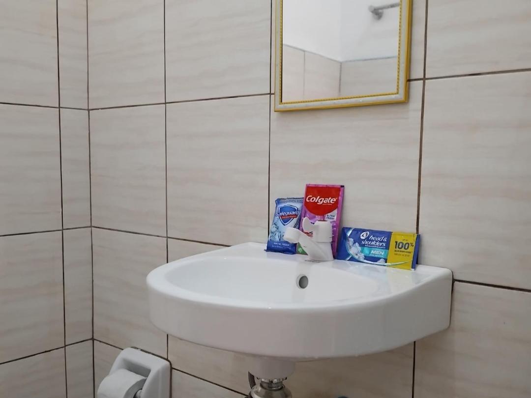 Francis Home Stay Port Barton Bonifacio Street San Vicente  Esterno foto