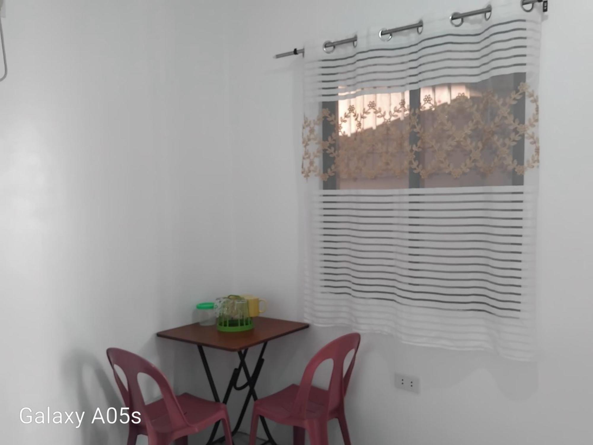 Francis Home Stay Port Barton Bonifacio Street San Vicente  Esterno foto